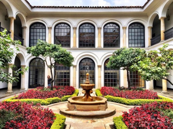 Kolombiyalı Botero’nun şişman eserleri